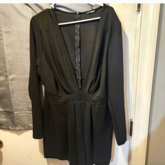 🍂🍁Fashion nova 2x low cut romper - Picture 4 of 5